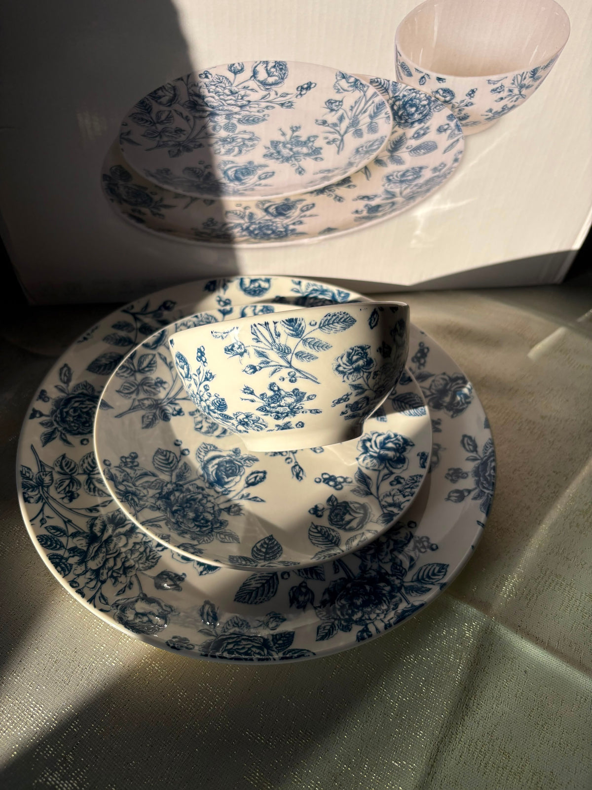 Homecentre Dinner Set